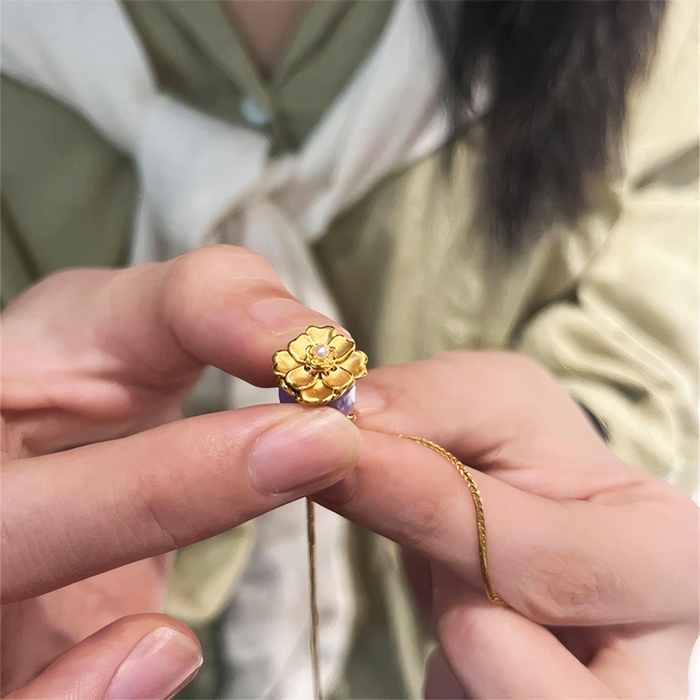 Belle's Last Petal Necklace
